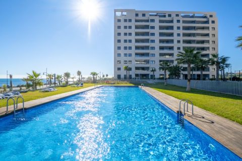 Penthouse i Punta Prima, Alicante, Punta Prima - € 765 000 | Ref: MLSC3529493 - foto 38
