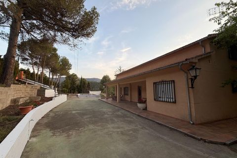 Villa a Alcoy, Alicante, Alcoy - € 350.000 | Ref: 20235/12462 - foto 4