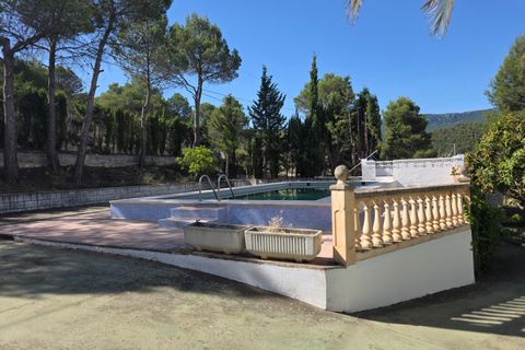 Villa a Alcoy, Alicante, Alcoy - € 350.000 | Ref: 20235/12462 - foto 39