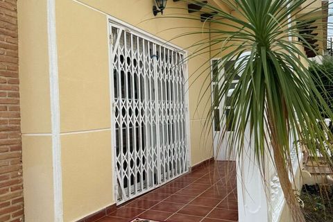 Villa i Playa Flamenca, Alicante, Playa Flamenca - € 570.000 | Ref: F1049X - foto 22