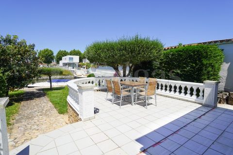 Villa i Empuriabrava, Gerona, Empuriabrava - € 675.000 | Ref: 095 - foto 10