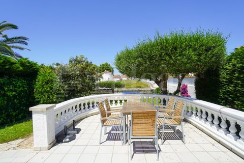 Villa i Empuriabrava, Gerona, Empuriabrava - € 675.000 | Ref: 095 - foto 11