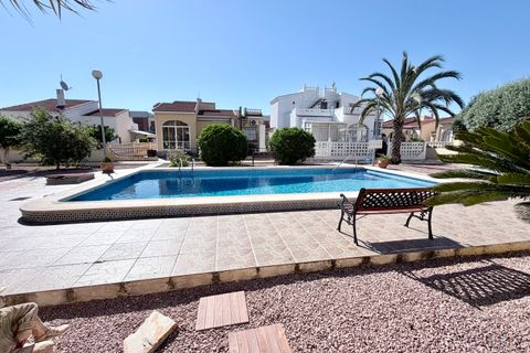 Villa i La Marina, Alicante, La Marina - € 465.000 | Ref: NP:880 - foto 3