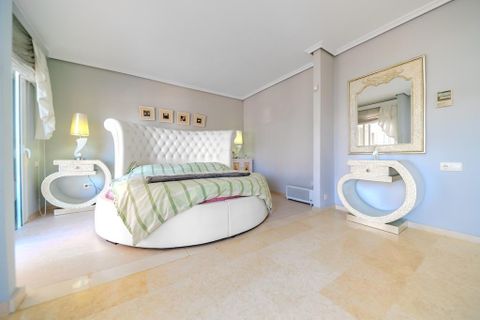 Villa a Torrevieja, Alicante, Torrevieja - € 1.170.000 | Ref: 35671 - foto 15