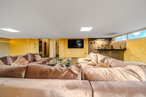 Villa a Torrevieja, Alicante, Torrevieja - € 1.170.000 | Ref: 35671 - foto 22