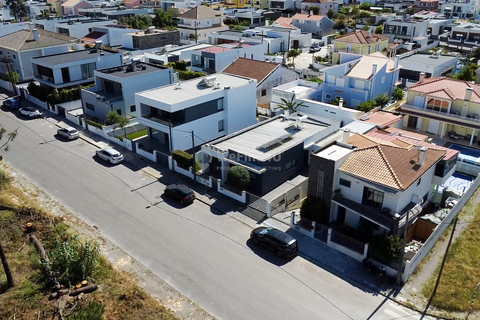 Villa i Corroios, Setubal, Corroios - € 705.000 | Ref: 956 - foto 27