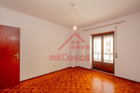 Apartament a Matacaes, Lisbon, Matacaes - € 950/mes | Ref: M3706 TVD - foto 12