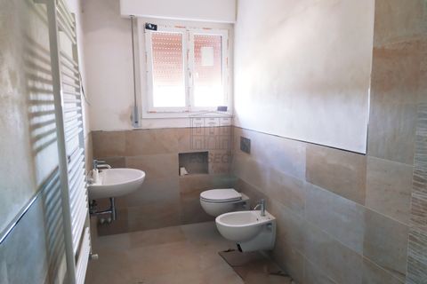 Apartament a Lucca, Lucca, Lucca - € 1.000/mes | Ref: AF01968 - foto 9