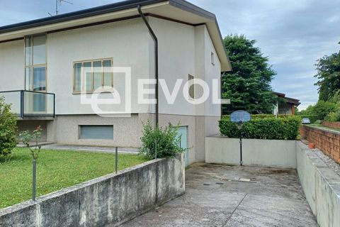 Villa i Udine, Udine, Udine - € 330.000 | Ref: GN017 - foto 24