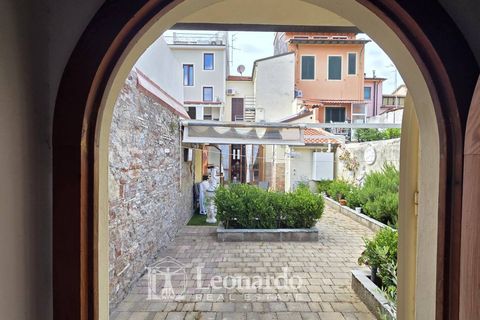 Villa a Viareggio, Lucca, Viareggio - € 790.000 | Ref: ES610 - foto 21