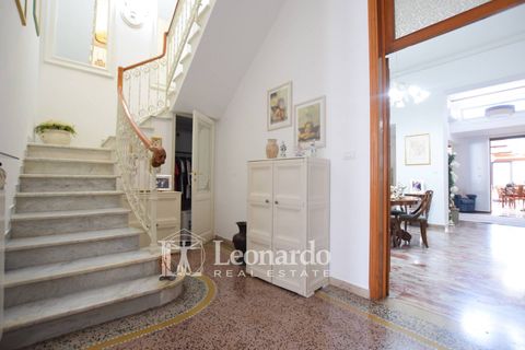 Villa a Viareggio, Lucca, Viareggio - € 790.000 | Ref: ES610 - foto 22