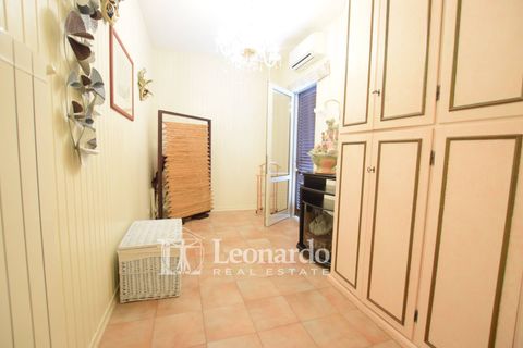 Villa a Viareggio, Lucca, Viareggio - € 790.000 | Ref: ES610 - foto 30