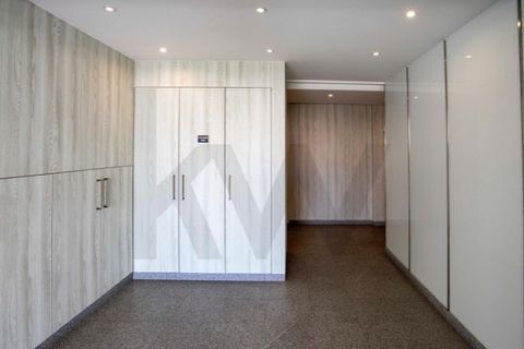 Lejlighed i Carnaxide, Lisbon, Carnaxide - € 680.000 | Ref: KWPT-033956 - foto 25