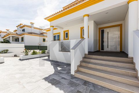 Villa i Albufeira, Faro, Albufeira - € 1.200.000 | Ref: KWPT-034280 - foto 2