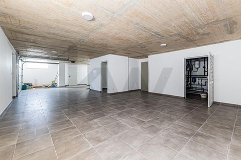 Villa i Albufeira, Faro, Albufeira - € 1.200.000 | Ref: KWPT-034280 - foto 29