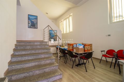 Erhvervsejendom i Lecco, Lecco, Lecco - € 390.000 | Ref: 204U - foto 4