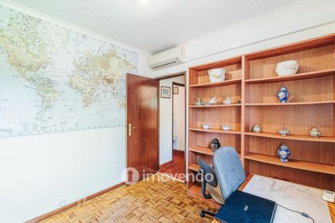 Villa i Carnaxide, Lisbon, Carnaxide - € 750 000 | Ref: IMO-120275 - foto 16