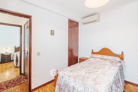 Villa i Carnaxide, Lisbon, Carnaxide - € 750 000 | Ref: IMO-120275 - foto 29