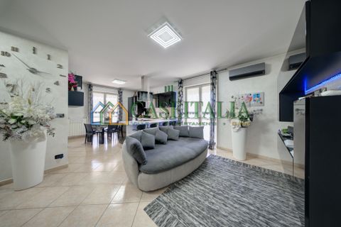 Villa a Nichelino, Turin, Nichelino - € 695.000 | Ref: Nic740 - foto 7