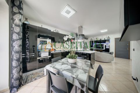 Villa a Nichelino, Turin, Nichelino - € 695.000 | Ref: Nic740 - foto 9