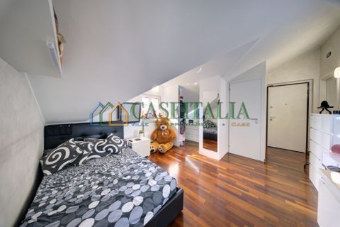 Villa a Nichelino, Turin, Nichelino - € 695.000 | Ref: Nic740 - foto 40
