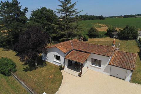 Villa i Charroux, Vienne, Charroux - € 123.650 | Ref: r7511 - foto 1