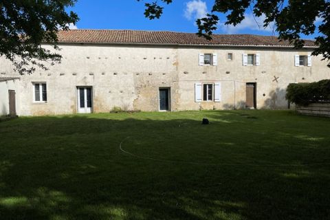 Villa a Chef-Boutonne, Deux-Sevres, Chef-Boutonne - € 378.950 | Ref: r7487 - foto 4