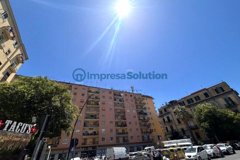 Erhvervsejendom i Naples, Naples, Naples - € 120.000 | Ref: vomero.b - foto 6