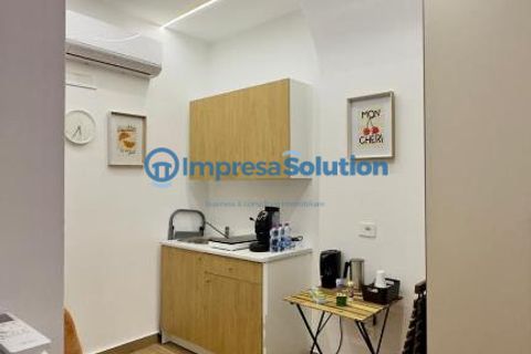 Erhvervsejendom i Naples, Naples, Naples - € 90.000 | Ref: toledo - foto 8