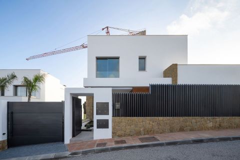 Villa i El Chaparral, Malaga - foto 3