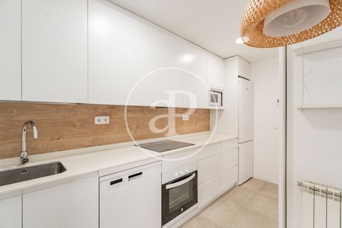 Villa a Madrid, Madrid, Madrid - € 3.100/mes | Ref: AM2606059 - foto 10