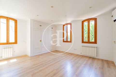 Villa a Madrid, Madrid, Madrid - € 3.100/mes | Ref: AM2606059 - foto 15