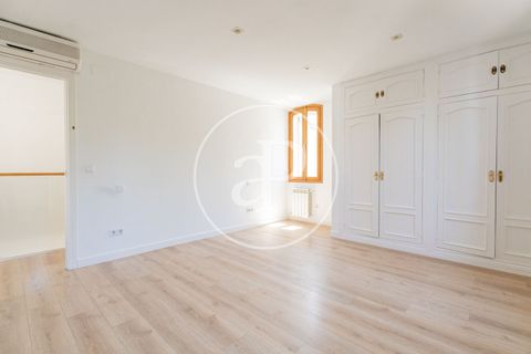 Villa a Madrid, Madrid, Madrid - € 3.100/mes | Ref: AM2606059 - foto 17