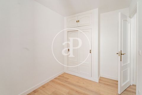 Villa a Madrid, Madrid, Madrid - € 3.100/mes | Ref: AM2606059 - foto 21