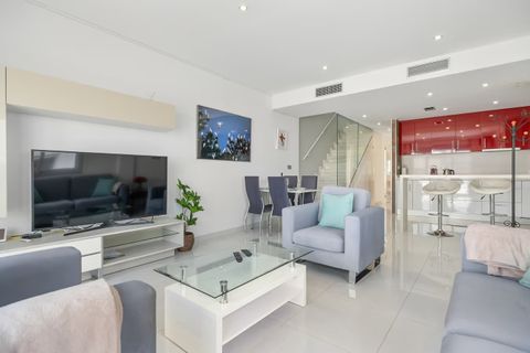 Casa de pueblo en Punta Prima, Alicante, Punta Prima - € 360.000 | Ref: R11989 - photo 5