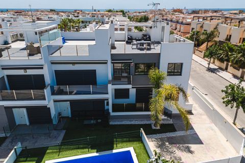 Apartament a Torre de la Horadada, Alicante - foto 1