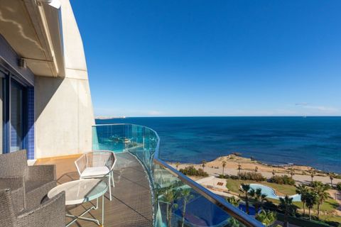 Ático en Punta Prima, Alicante, Punta Prima - € 699.000 | Ref: MLSC634995 - photo 1
