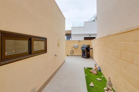 Villa i Rojales, Alicante, Rojales - € 394.969 | Ref: MLSC3135224 - foto 43