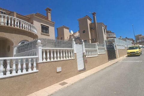 Rækkehus i Orihuela Costa, Alicante, Orihuela Costa - € 269.000 | Ref: 510170 - foto 40