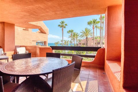 Lejlighed i Estepona, Malaga, Estepona - € 845.000 | Ref: CHI-2508-438-02 - foto 2