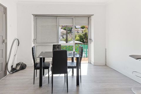 Villa i Odivelas, Lisbon, Odivelas - € 229.000 | Ref: C0364-06062 - foto 1