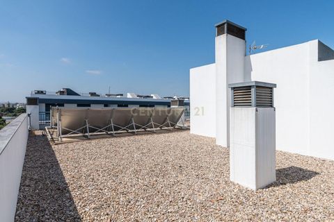 Lejlighed i Seixal, Setubal, Seixal - € 520.000 | Ref: C0364-06074 - foto 33