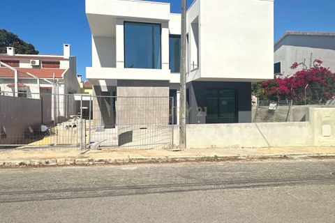 Villa i Almada, Setubal, Almada - € 850.000 | Ref: C0364-06092 - foto 13