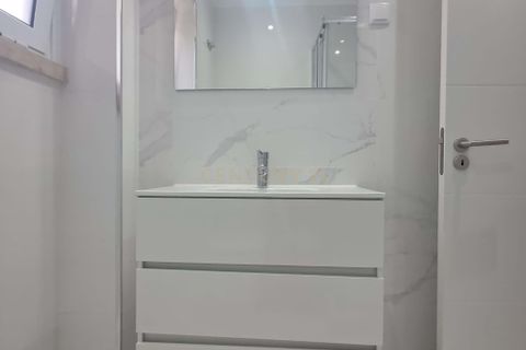 Lejlighed i Amadora, Lisbon, Amadora - € 339.000 | Ref: C0364-06095 - foto 10