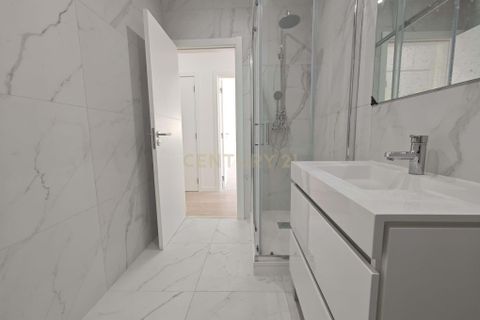 Lejlighed i Amadora, Lisbon, Amadora - € 349.000 | Ref: C0364-06096 - foto 5