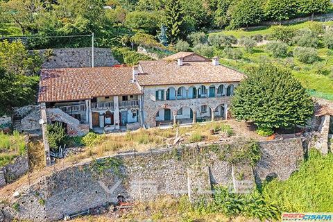Villa i Bergamo, Bergamo, Bergamo - € 1.900.000 | Ref: bgcollmor890_1 - foto 1