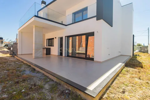 Villa i Leiria, Leiria, Leiria - € 440.000 | Ref: 1746-02529 - foto 1