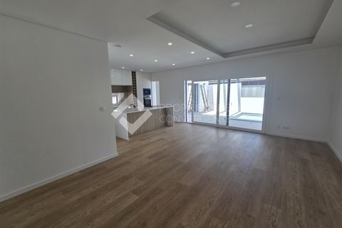 Villa i Seixal, Setubal, Seixal - € 550.000 | Ref: 419 - foto 12