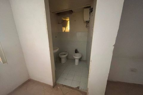 Erhvervsejendom i Caserta, Caserta, Caserta - € 90.000 | Ref: kA9479 - foto 9