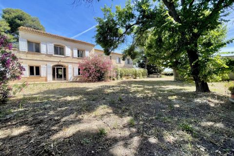 Villa i Arles, Bouches-du-Rhone, Arles - € 892.500 | Ref: 0704 - foto 1